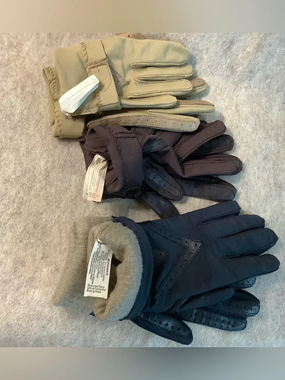 3 pair Vintage Isotoner women’s sized SMALL driving gloves